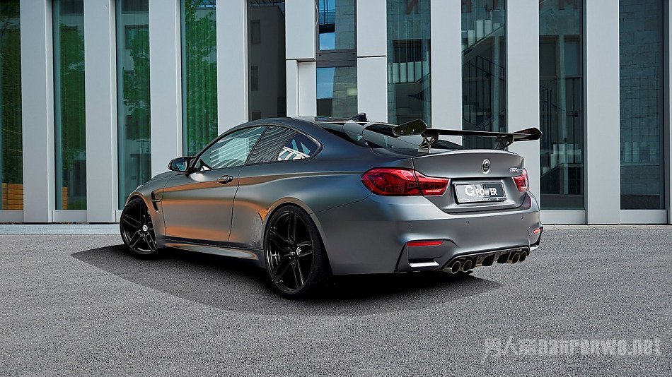 M4 GTS