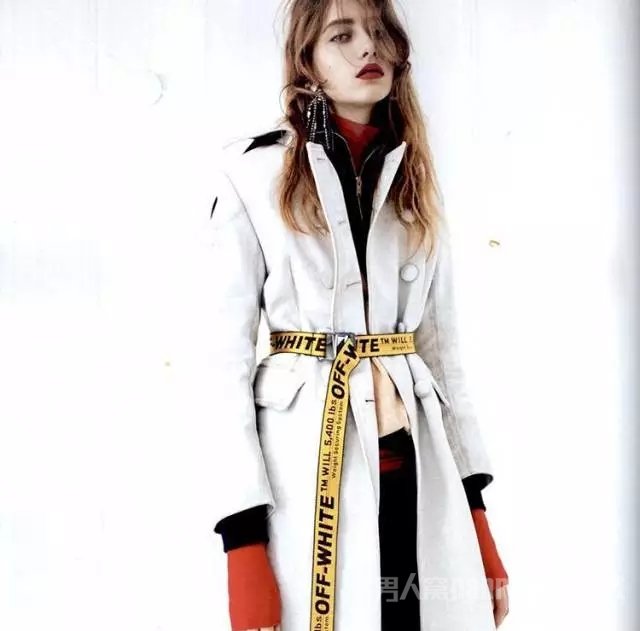 OFF-WHITE