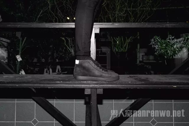 ɫ