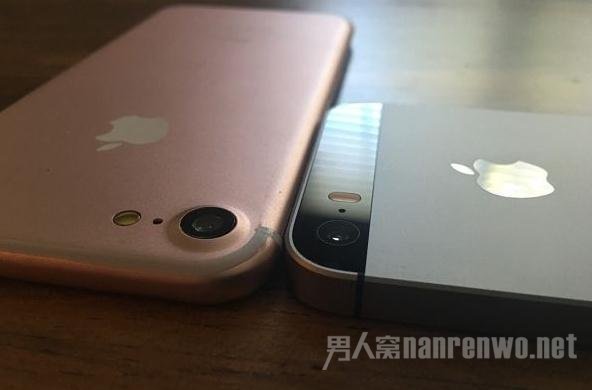 iPhone 7对比iPhone SE