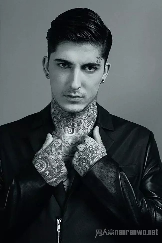  Daniel Bamdad