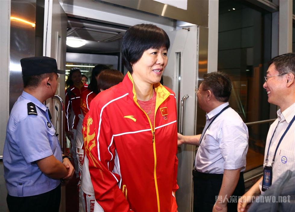 女排总教练郎平