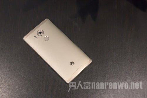 HUAWEI Mate 8