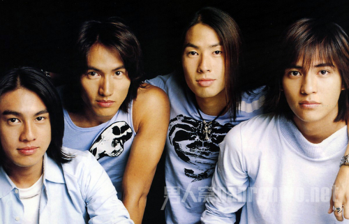 F4