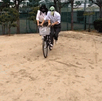 你这样子骑车不累吗