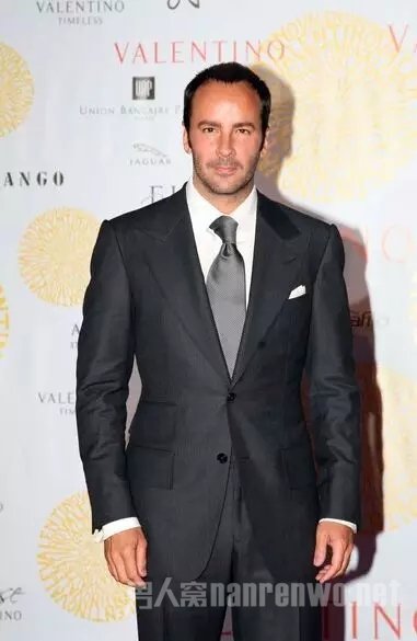 TOM FORD
