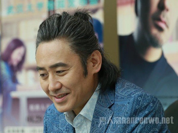 让女性尖叫的丸子头 这些妖孽男独爱的发型:独爱修真妖孽战都市