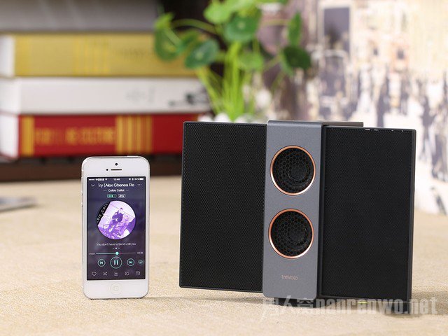 支持蓝牙、NFC、AUX连接