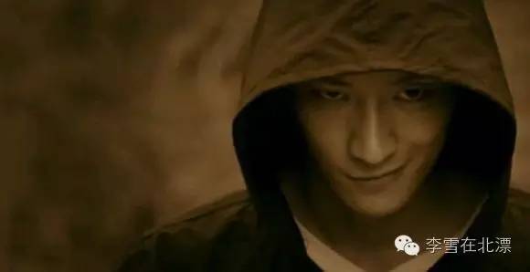 　乔任梁在其主演的电影《死亡邮件》中的造型