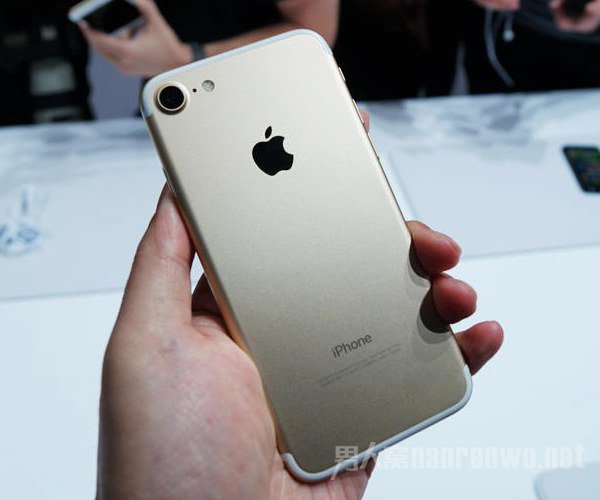 iPhone 7