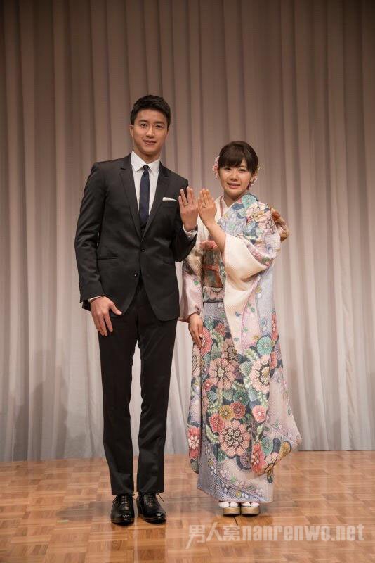 福原爱江宏杰晒婚戒