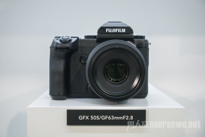 ʿл޷GFX 50S