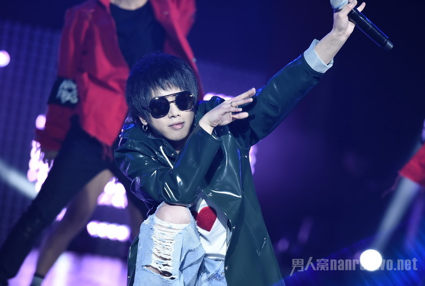 华晨宇表演