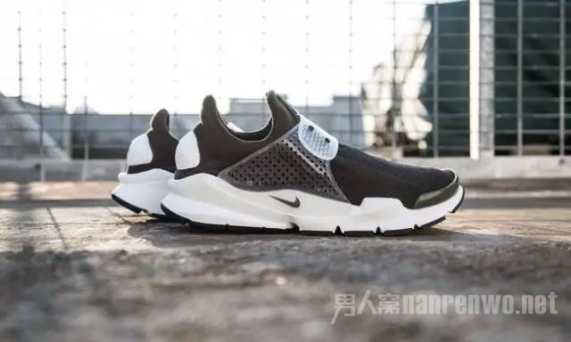 Sock Dart