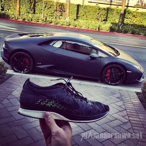  Swoosh 