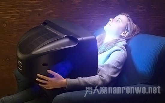 23岁女生国庆通宵追剧