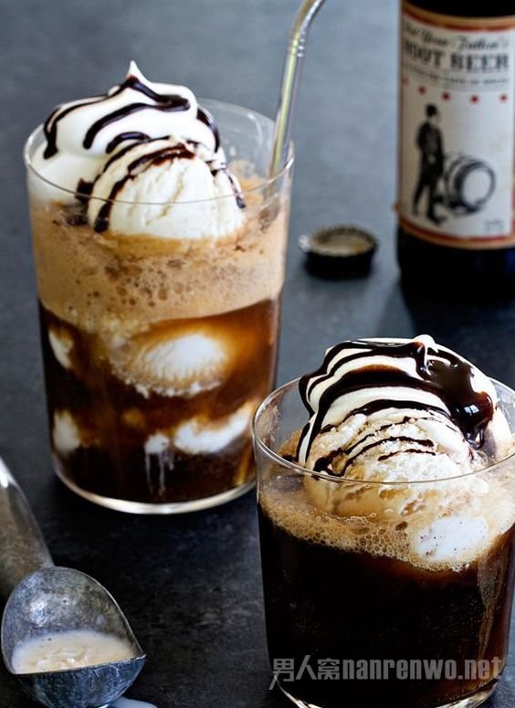 root beer float