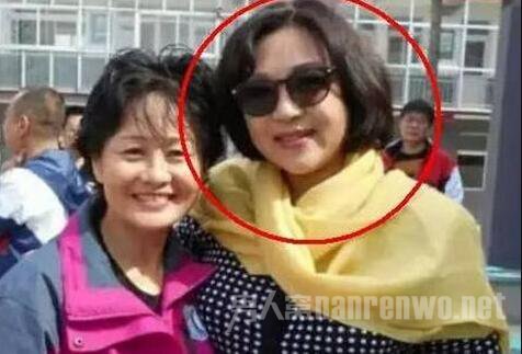李连杰前妻黄秋燕近照