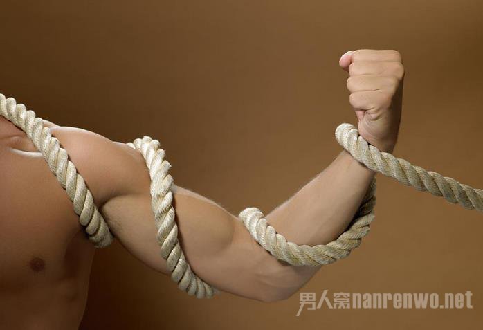 男人手臂
