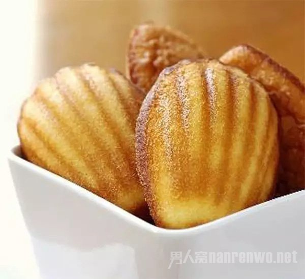 Madeleine