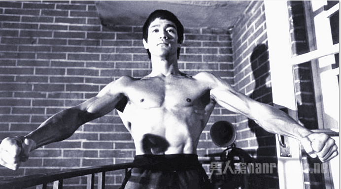 李小龙肌肉