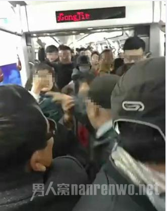 来例假没让座遭掌掴