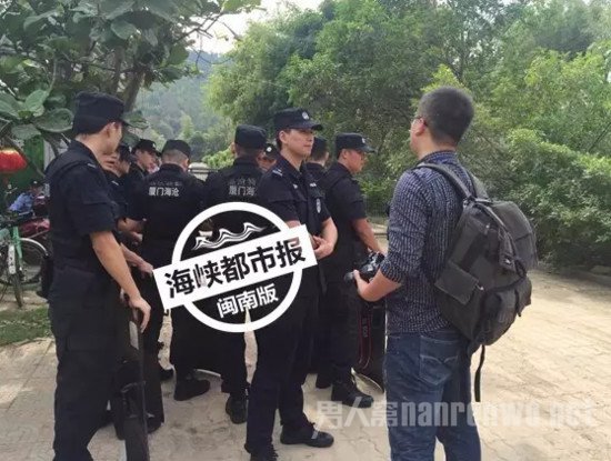 出动特警
