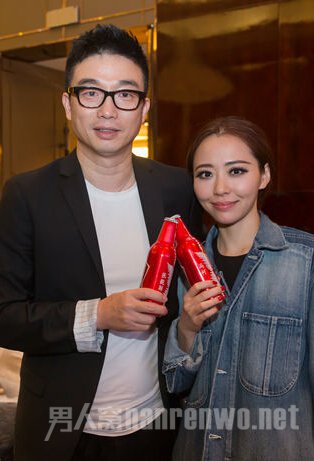 张靓颖冯轲是怎么走到一起的