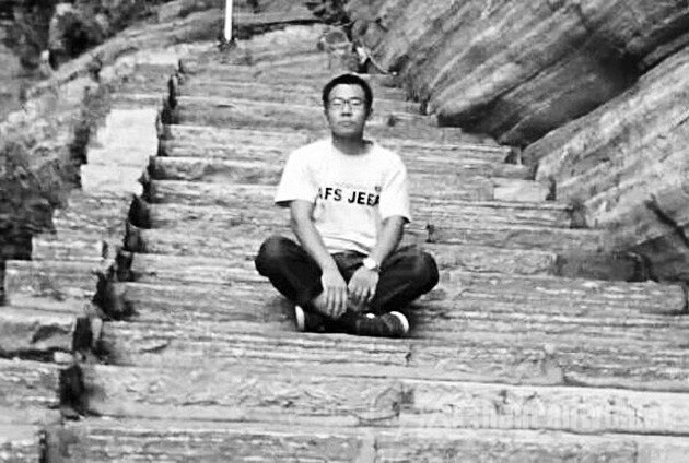 贾敬龙