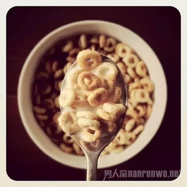 cereal 由谷类做的早餐