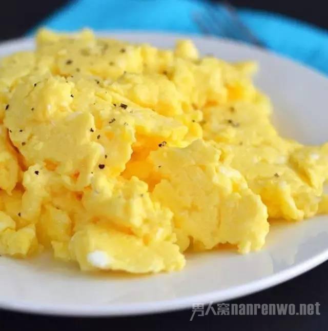 Scrambled eggs炒蛋