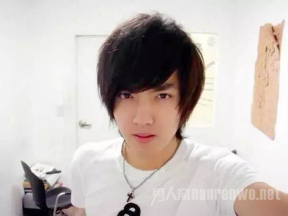 吴亦凡发型
