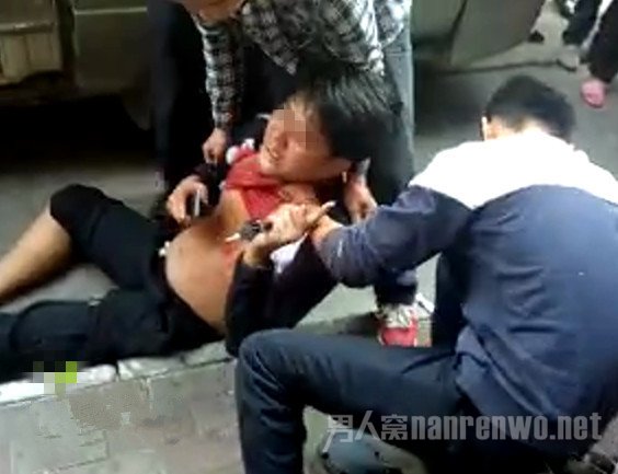 男子自刎