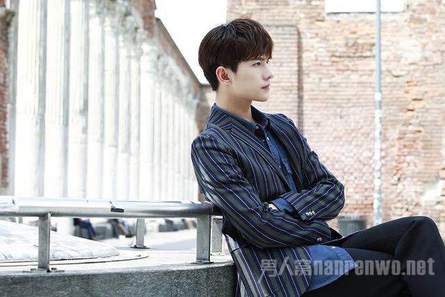 ������ż������