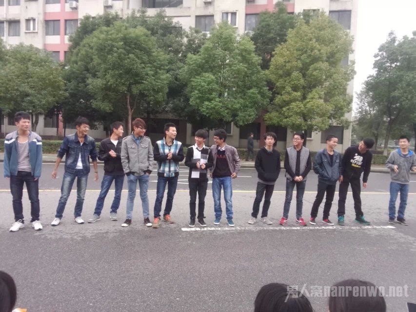 校园多发男孩危机