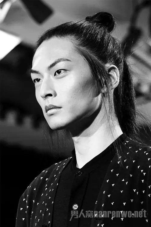 男模