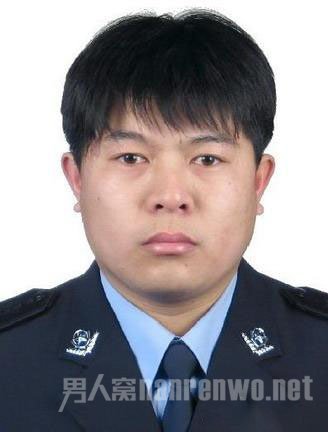 哈尔滨民警遇袭