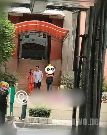 卓伟被偷拍