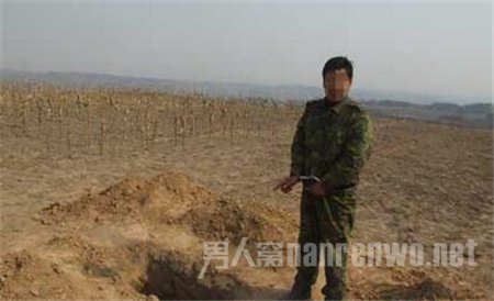 盗墓贼指认案发现场