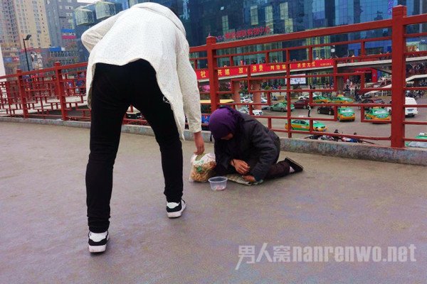 好心路人