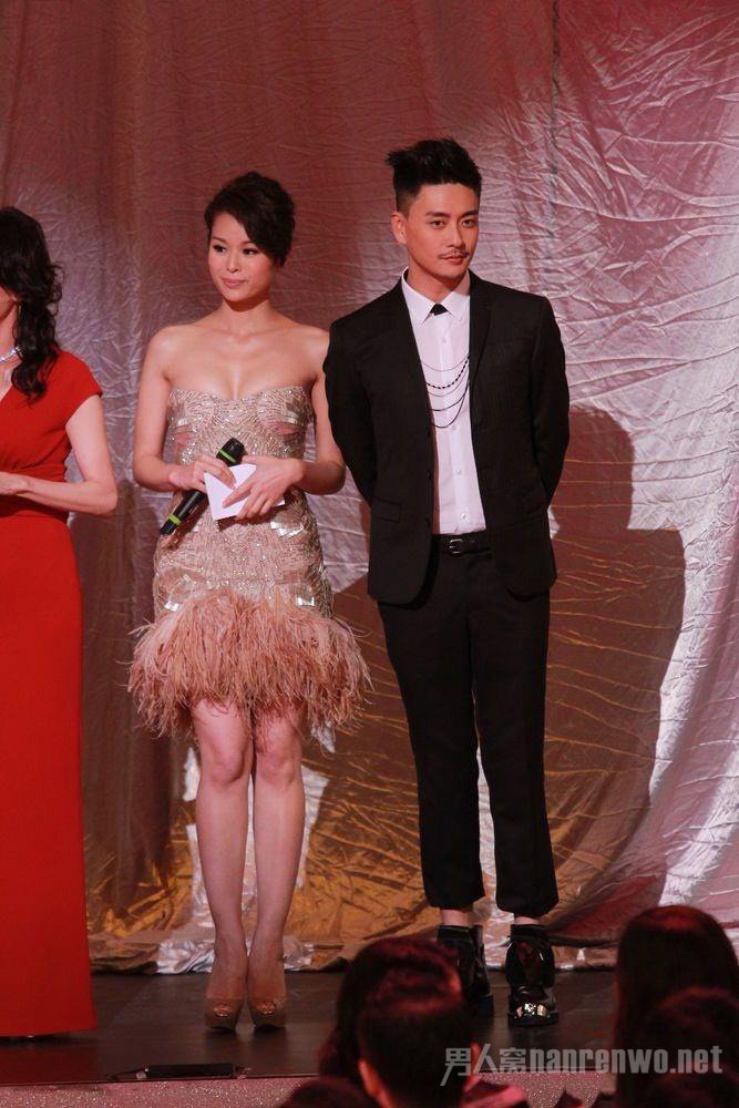 黄宗泽胡杏儿分手原因