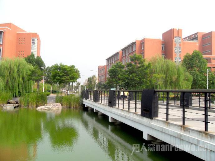 大学校园