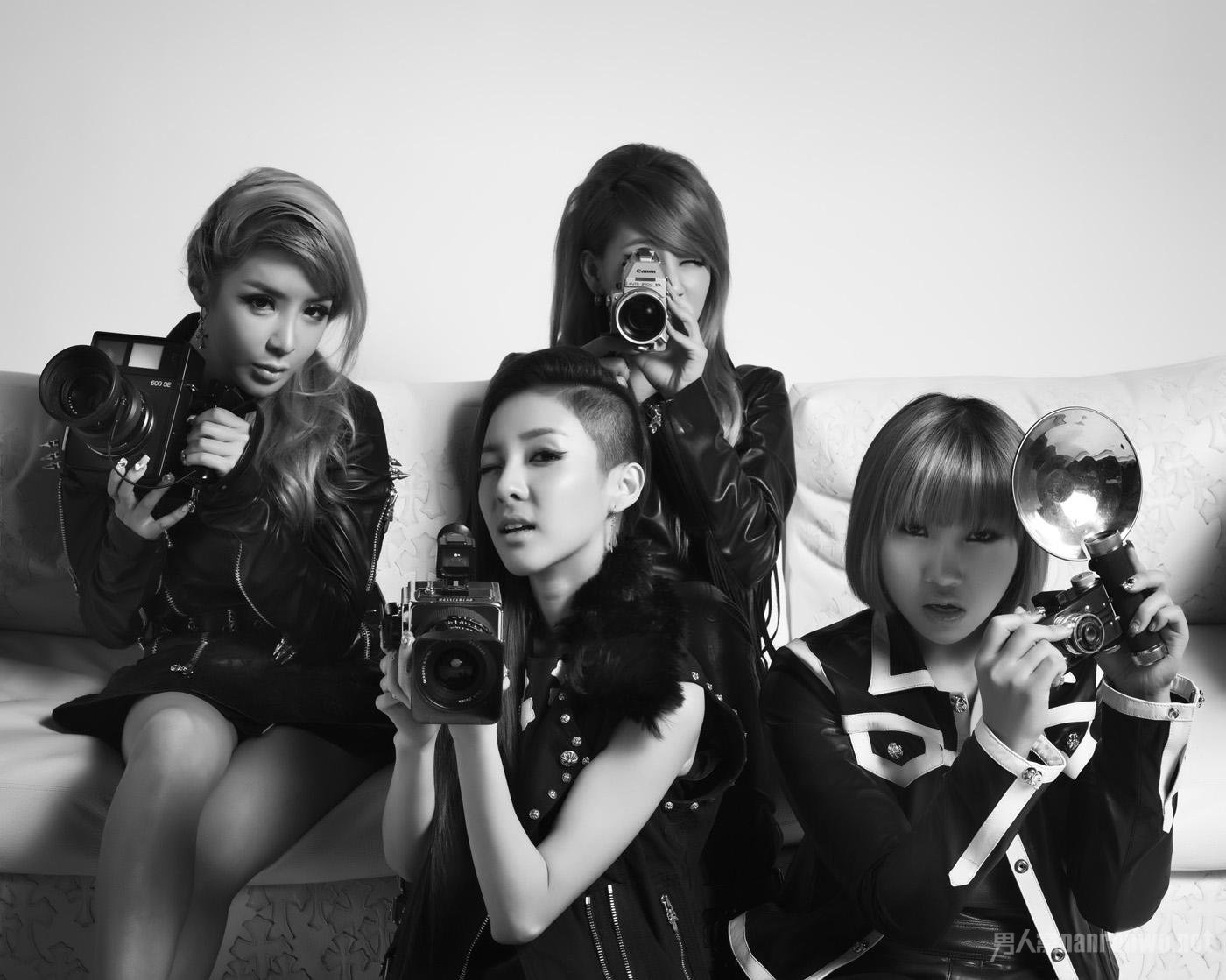2NE1