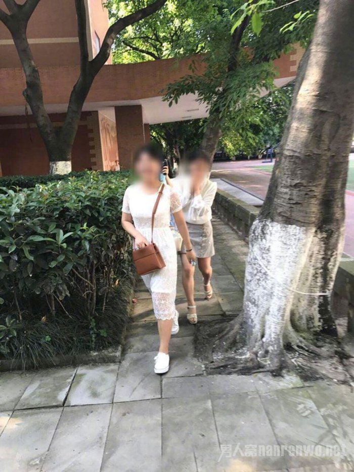 王俊凯高考粉丝堵截
