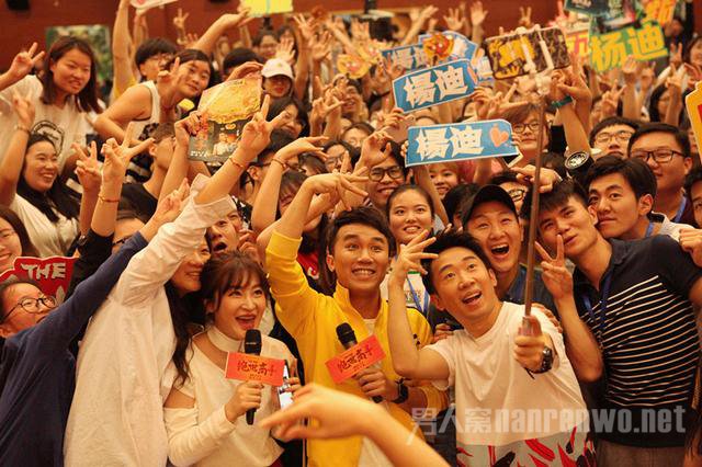 ¬����������˿�����