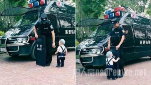 1岁儿子偶遇执勤警察爸爸求抱