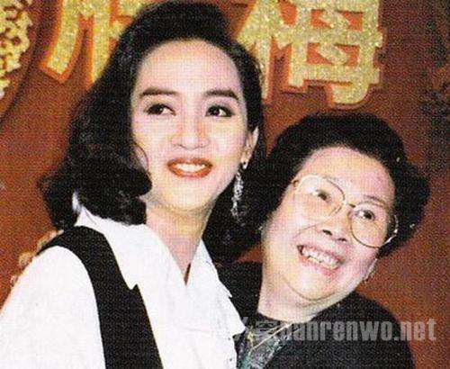 梅艳芳与母亲