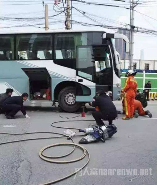 骑小黄车遇车祸死亡