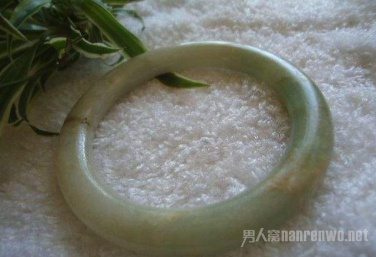 玉镯