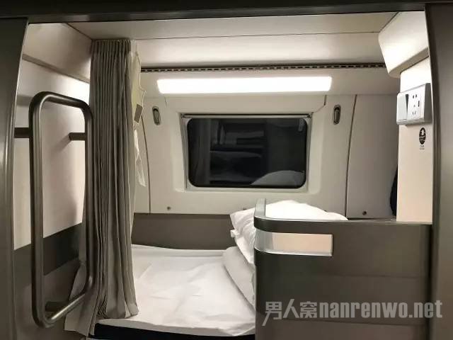 动车卧铺环境